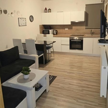 Apartmani Baotic Zupanja Exteriér fotografie