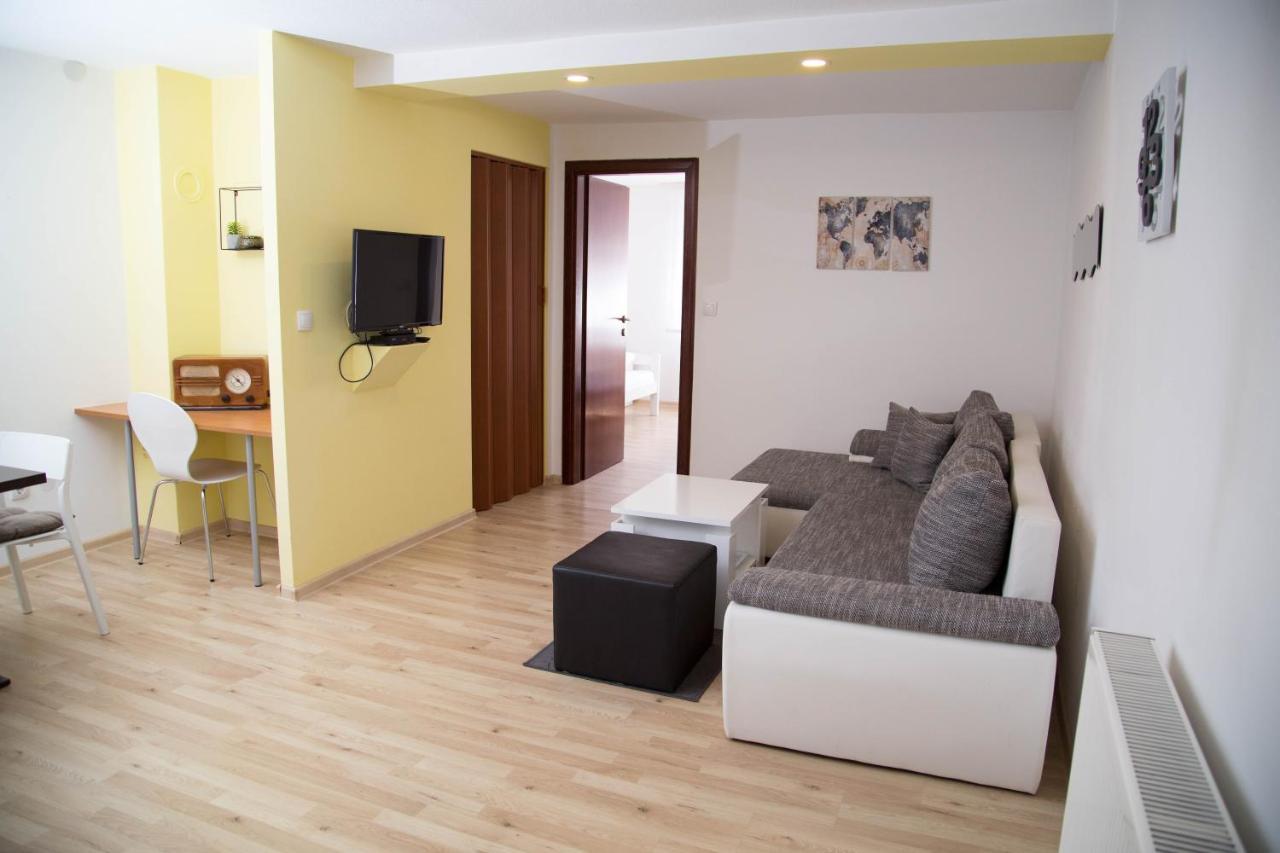 Apartmani Baotic Zupanja Exteriér fotografie