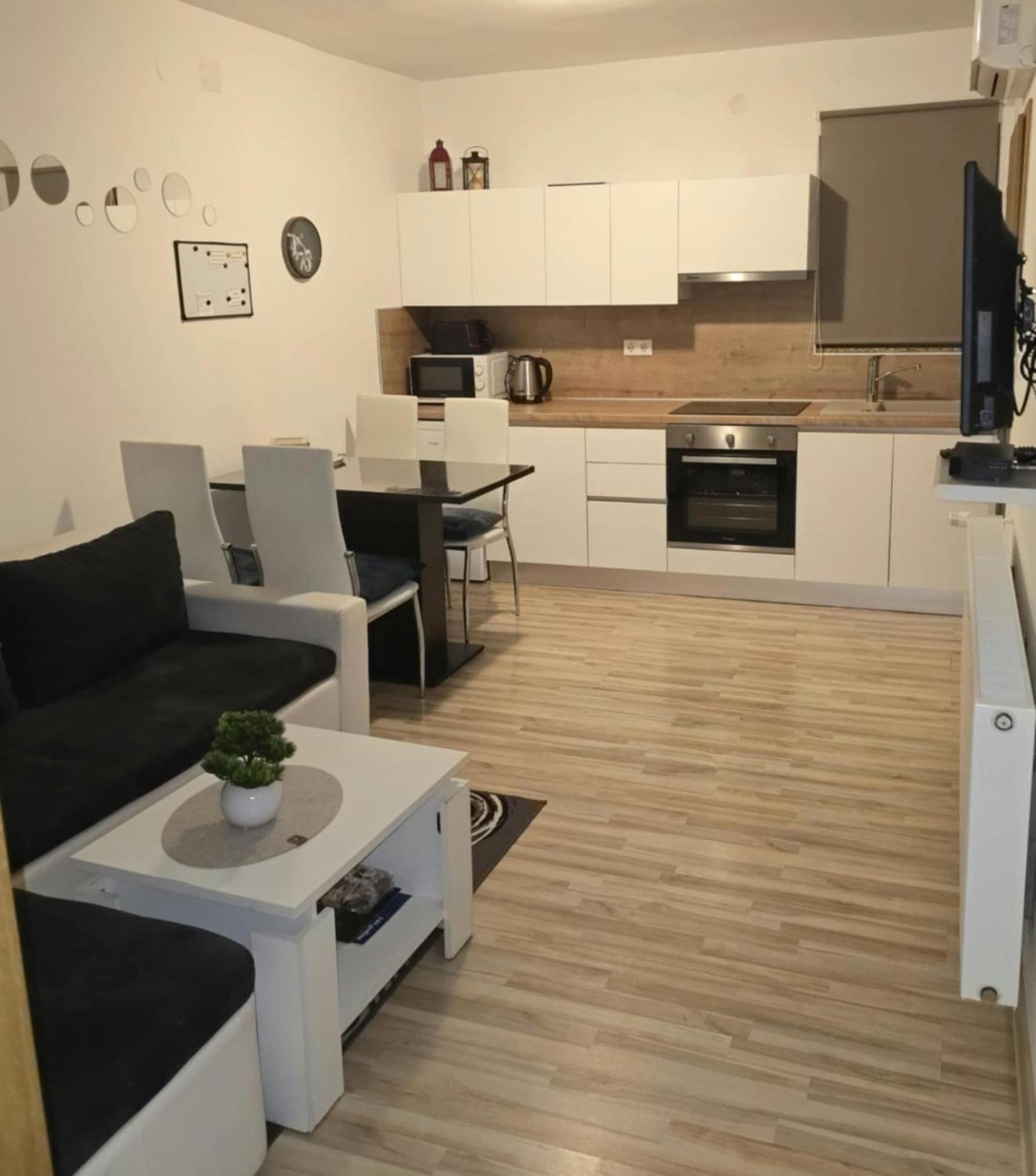 Apartmani Baotic Zupanja Exteriér fotografie